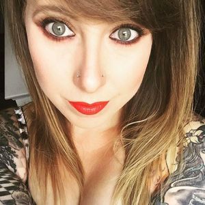 Meet your Posher, Marissa